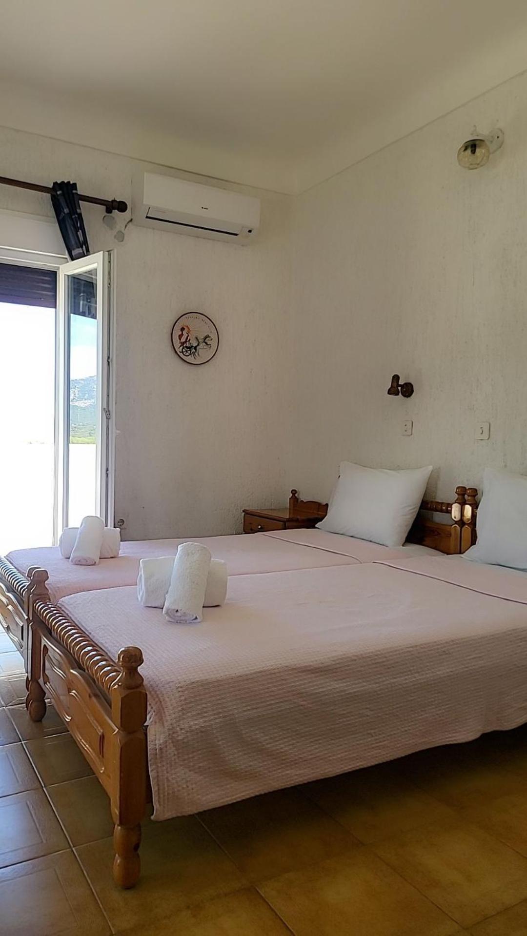 Hotel Ireon Beach Samos Town Exterior foto